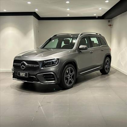 MERCEDES-BENZ GLB 220 2.0 MHEV AMG LINE 4MATIC 8G-DCT MERCEDES-BENZ GLB 220 2.0 MHEV AMG LINE 4MATIC 8G-DCT